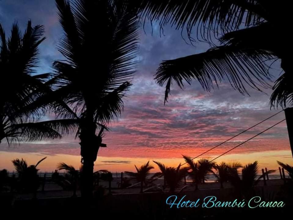 Hotel Bambu Canoa Luaran gambar