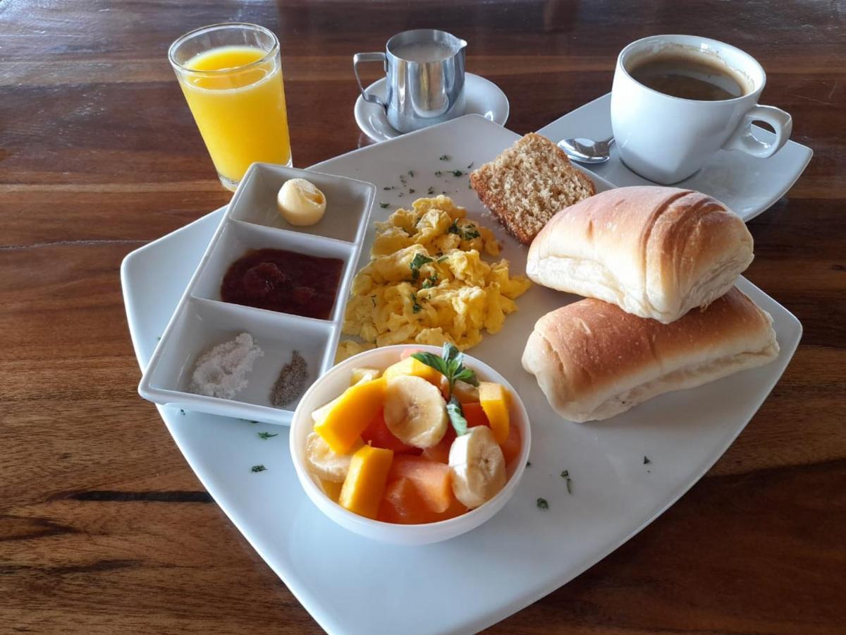 Hotel Bambu Canoa Luaran gambar