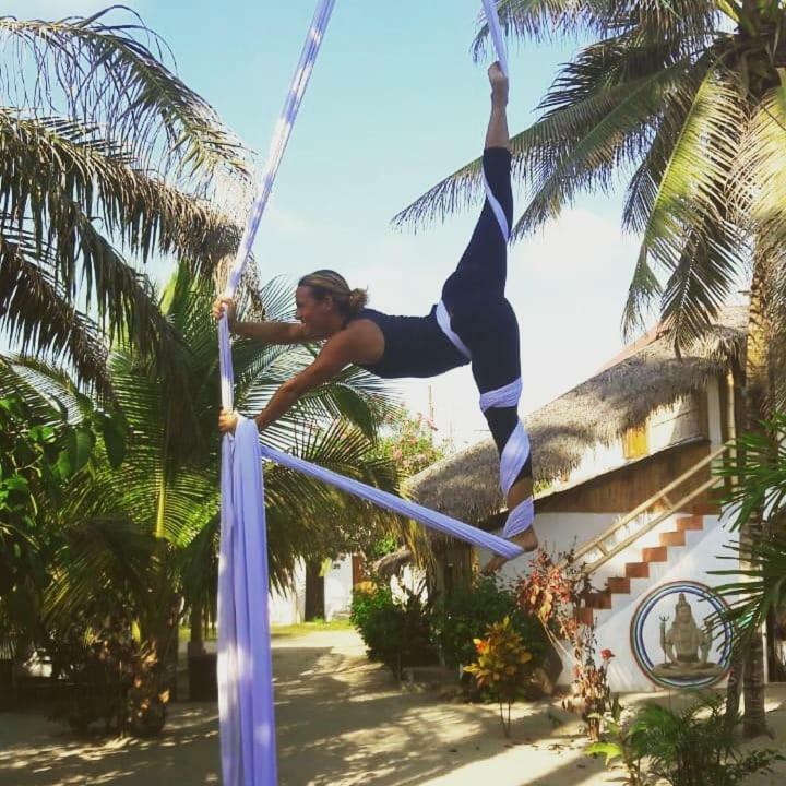 Hotel Bambu Canoa Luaran gambar